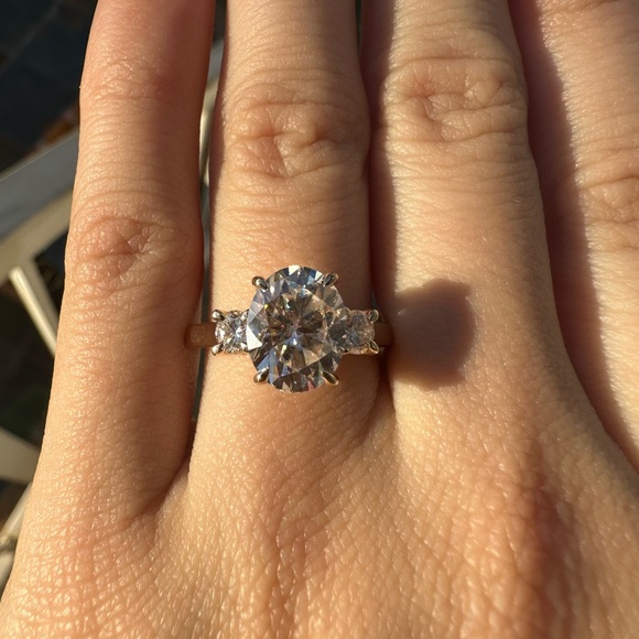 2.5-Carat Oval Moissanite Ring in 14k Yellow Gold | Trellis Setting with Round - Picture 12 of 14